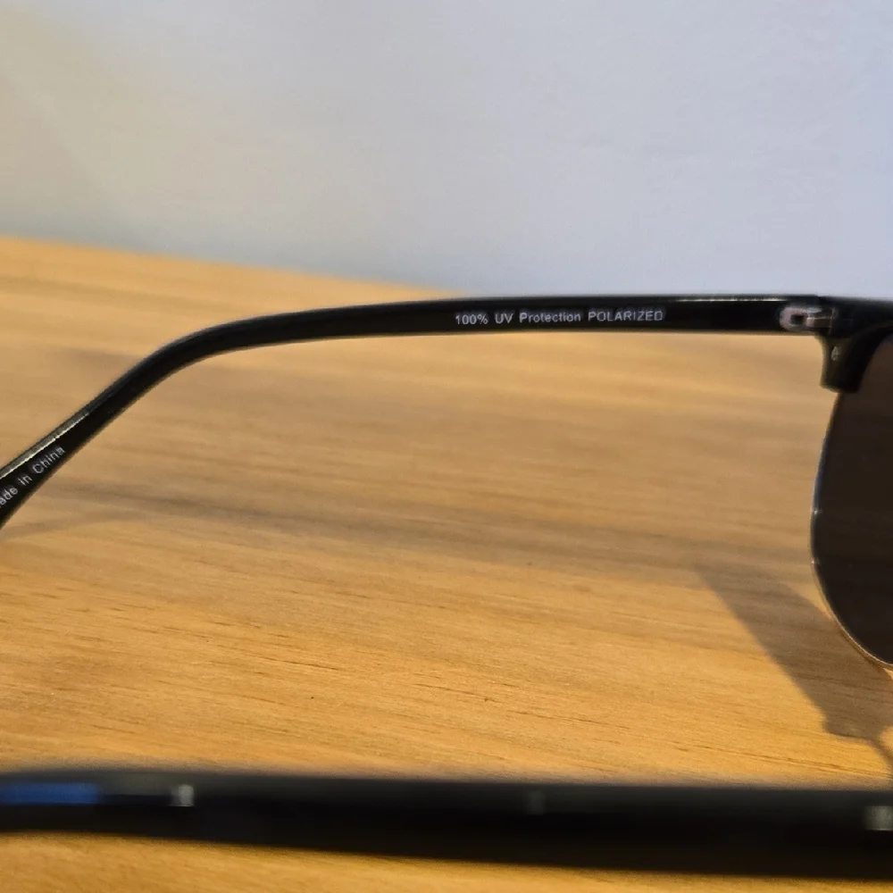 Express Black and Gold Sunglasses - Picture 4 of 5